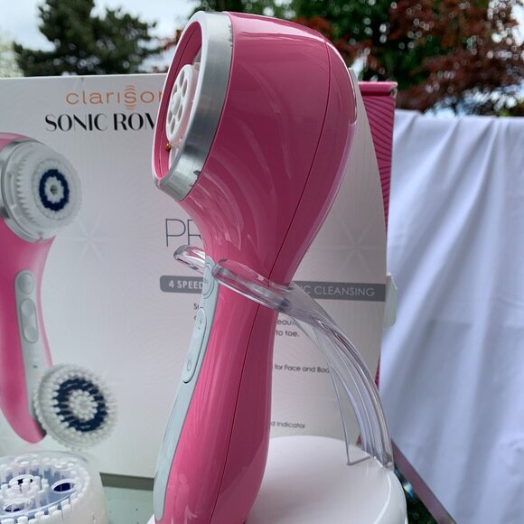Clarisonic Smart Profile cleansing kit - Picture 2 of 16